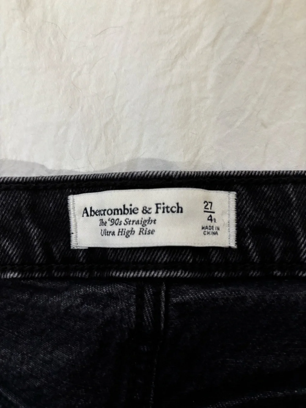 abercrombie 90’s straight ultra high rise jeans - Picture 3 of 7